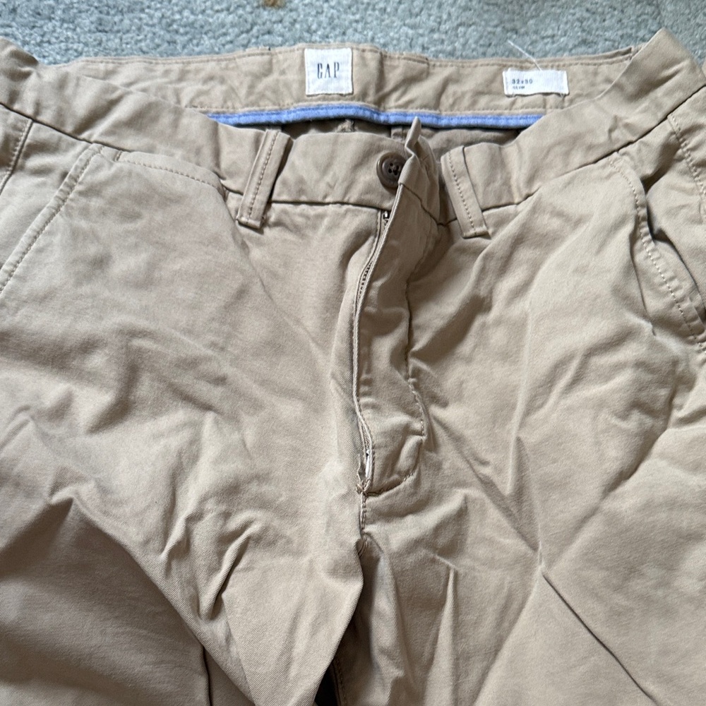 GAP Men's Tan Chinos